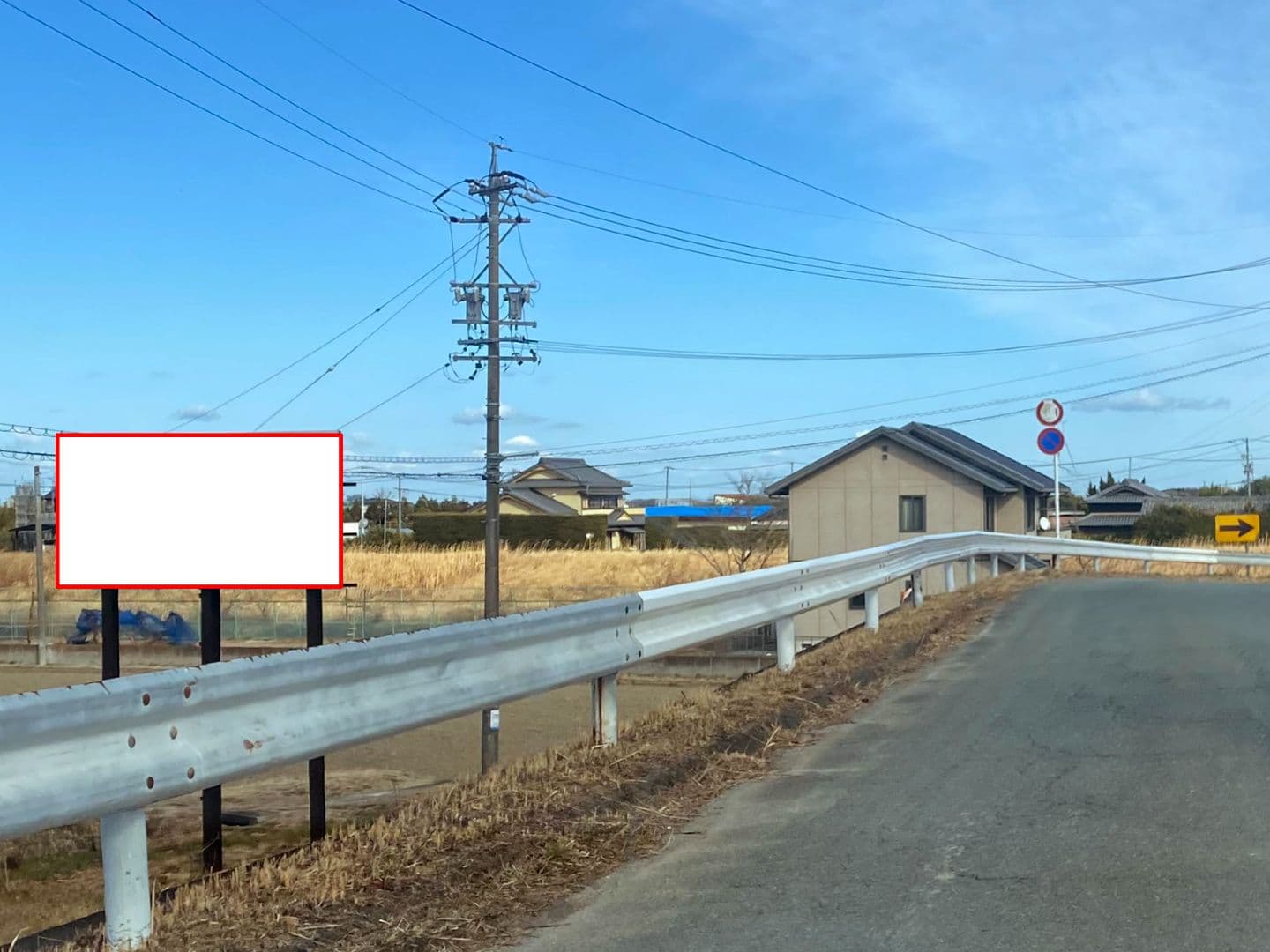 松阪市高町 市街地方面へ